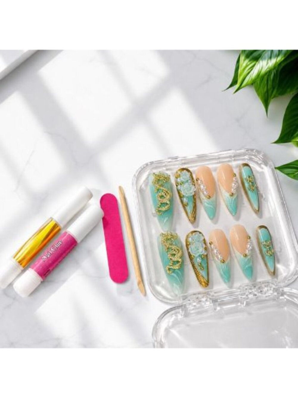 Mint Green & Gold Press-On Nail Set - Picture 4 of 4